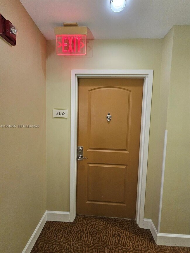 Building Photo - 7350 SW 89th St