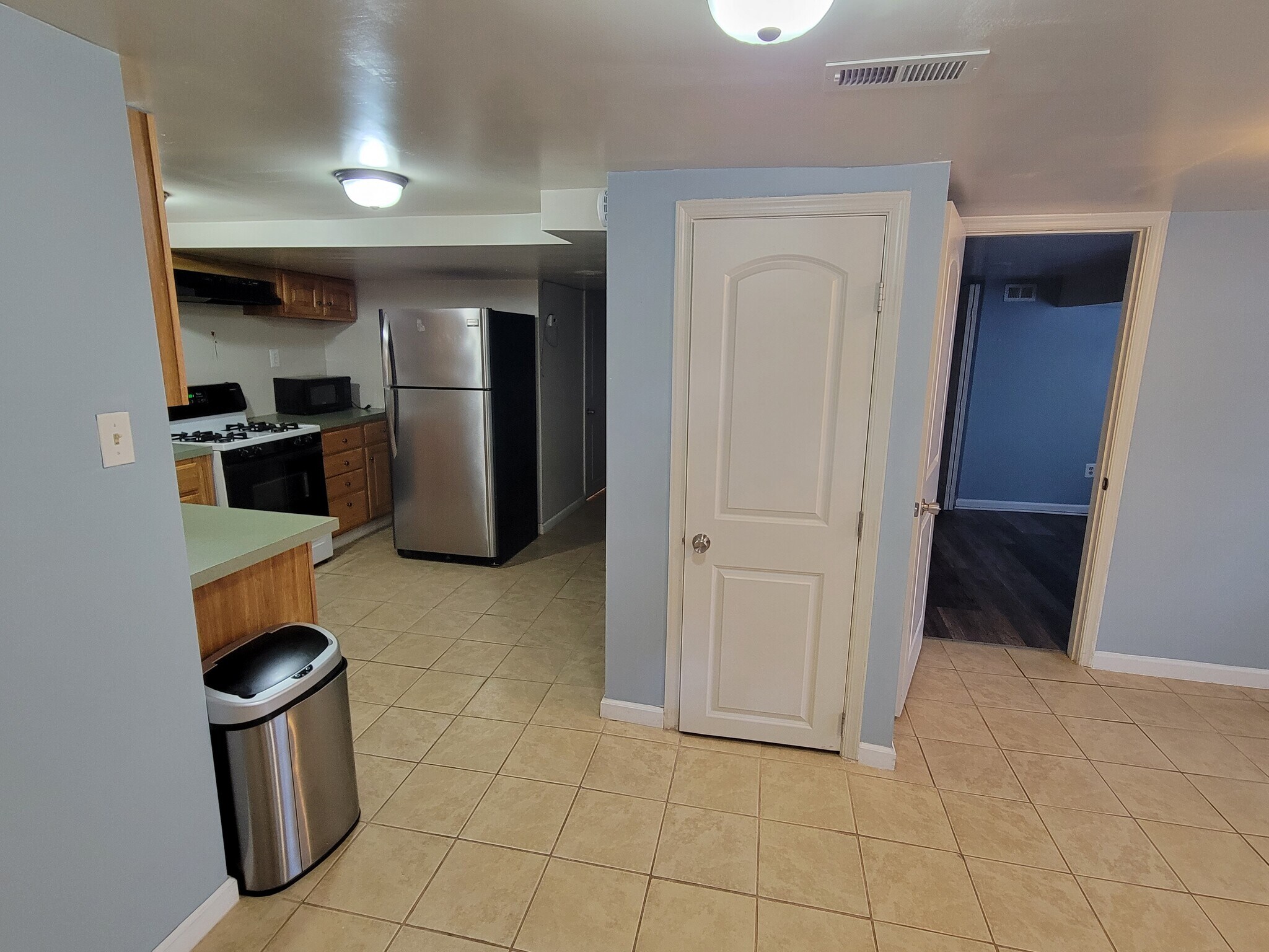 Building Photo - 2030 N Cleveland St