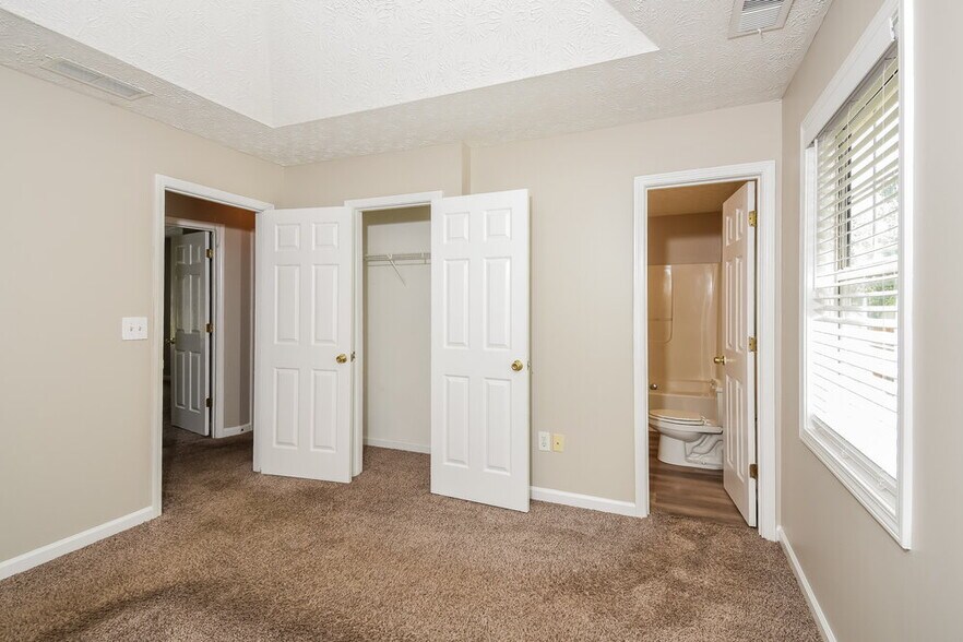 Building Photo - 1119 Tasos Way