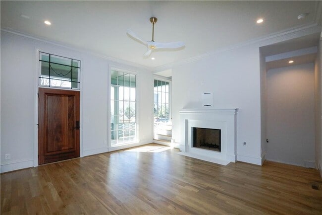 Building Photo - 96 Sheridan Dr NE