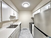 Building Photo - 24 Ferris Ave
