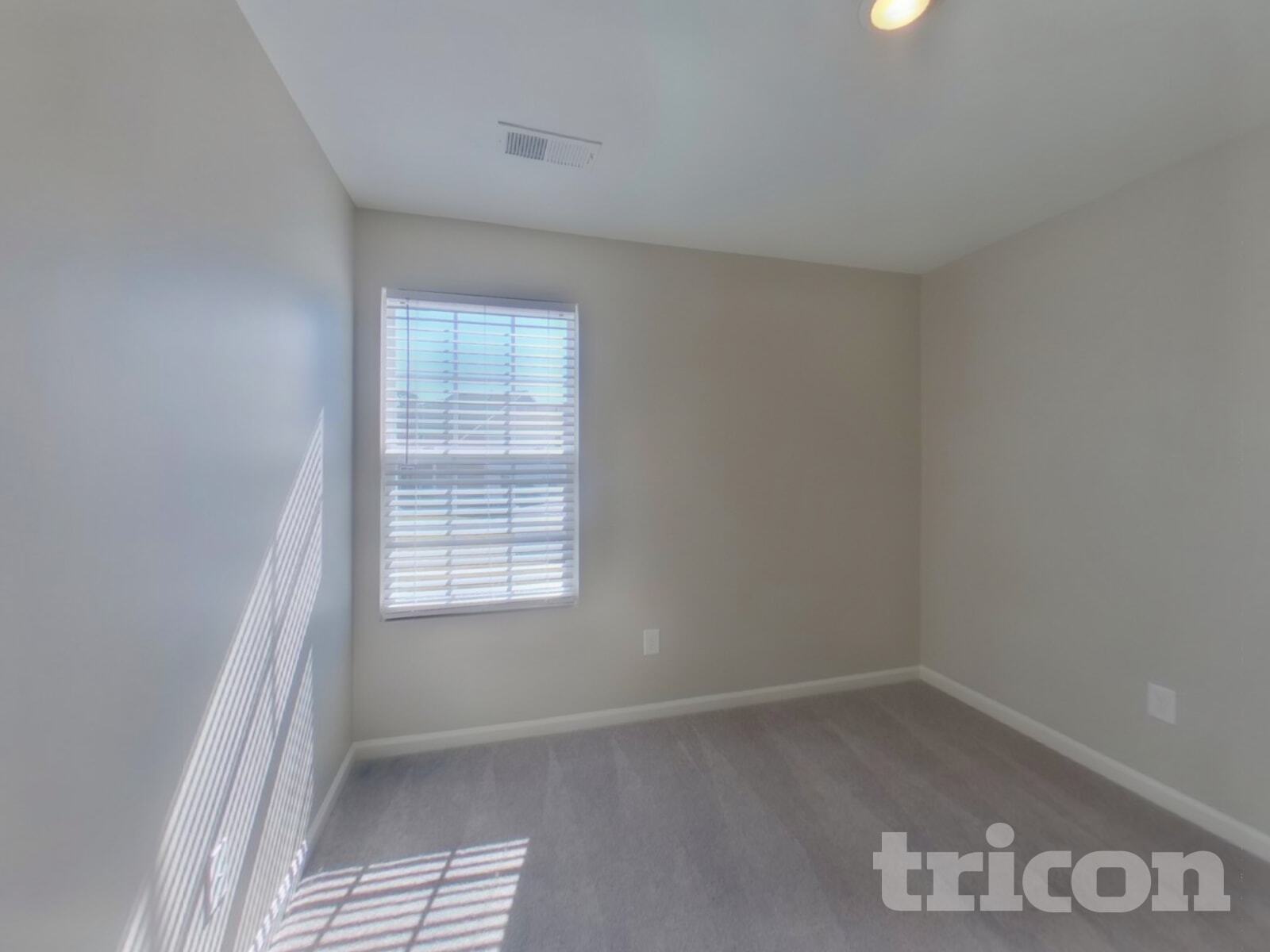 Building Photo - 1715 Southwold Ln