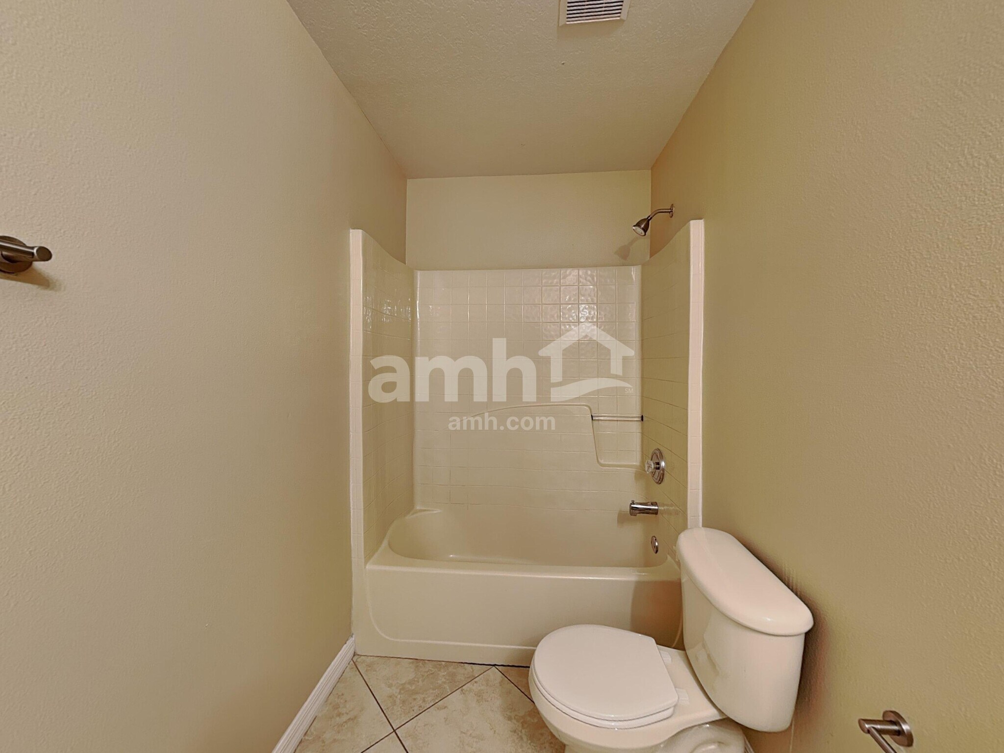 Building Photo - 1888 Vale Dr