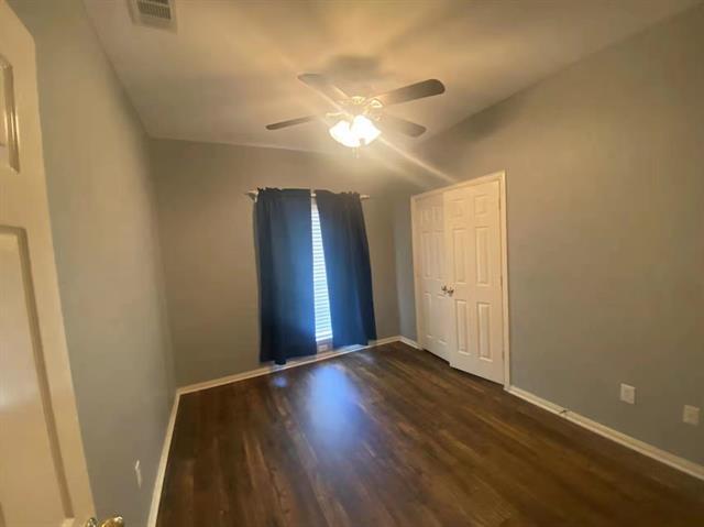 Building Photo - 2363 Stuttgart Dr