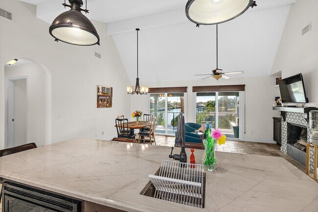 Building Photo - 8851 A1A S