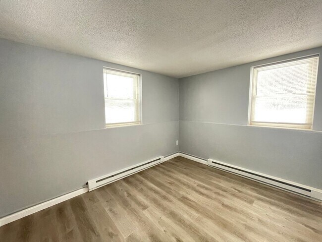 Building Photo - 181 Loudon Rd