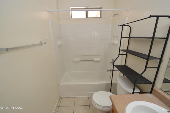 Building Photo - 8535 E Seabury Ct