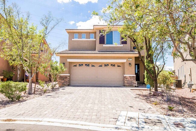 Building Photo - Stunning 3 Bedroom home in Anthem!