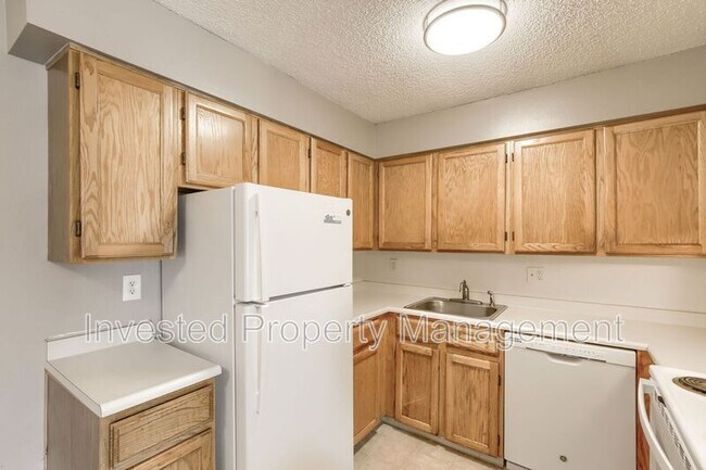 Building Photo - 11971 E Harvard Ave