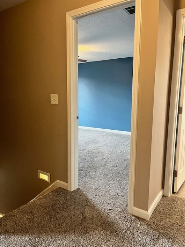 Building Photo - 156 Madison Rae Blvd