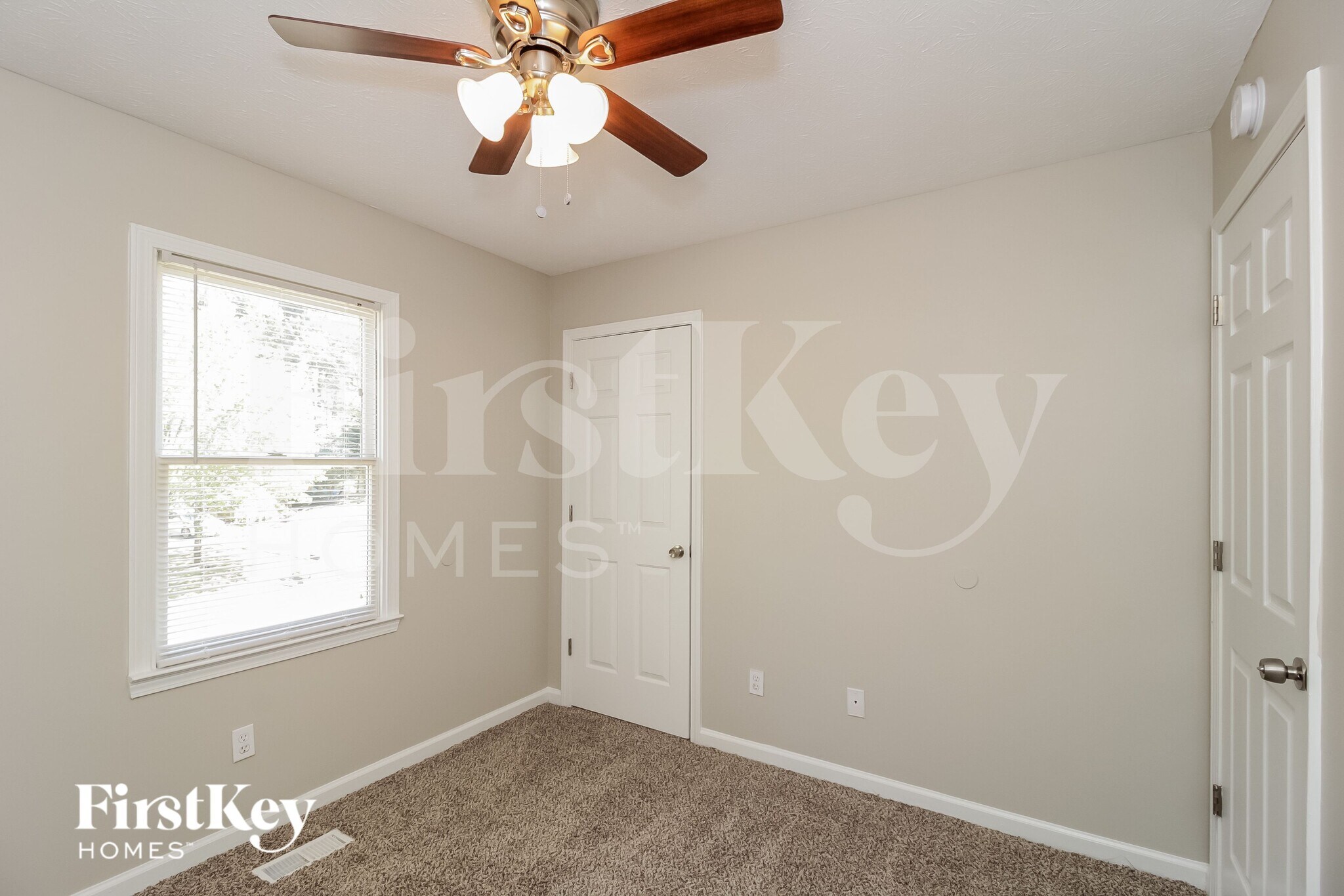 Building Photo - 216 Silverthorne Pass