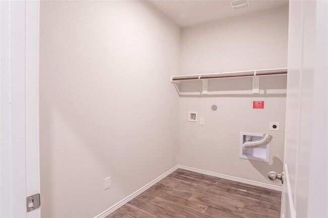 Building Photo - 21003 Seneca Willow Wy