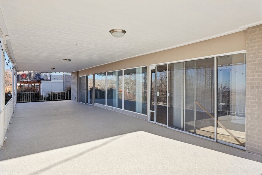 Building Photo - 1850 S Wasatch Dr