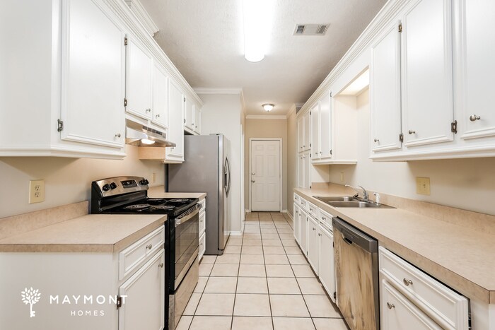 Building Photo - 154 Willow Oak Ln