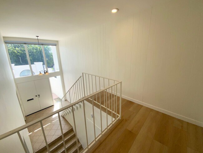 Building Photo - 44 Half Moon Bend