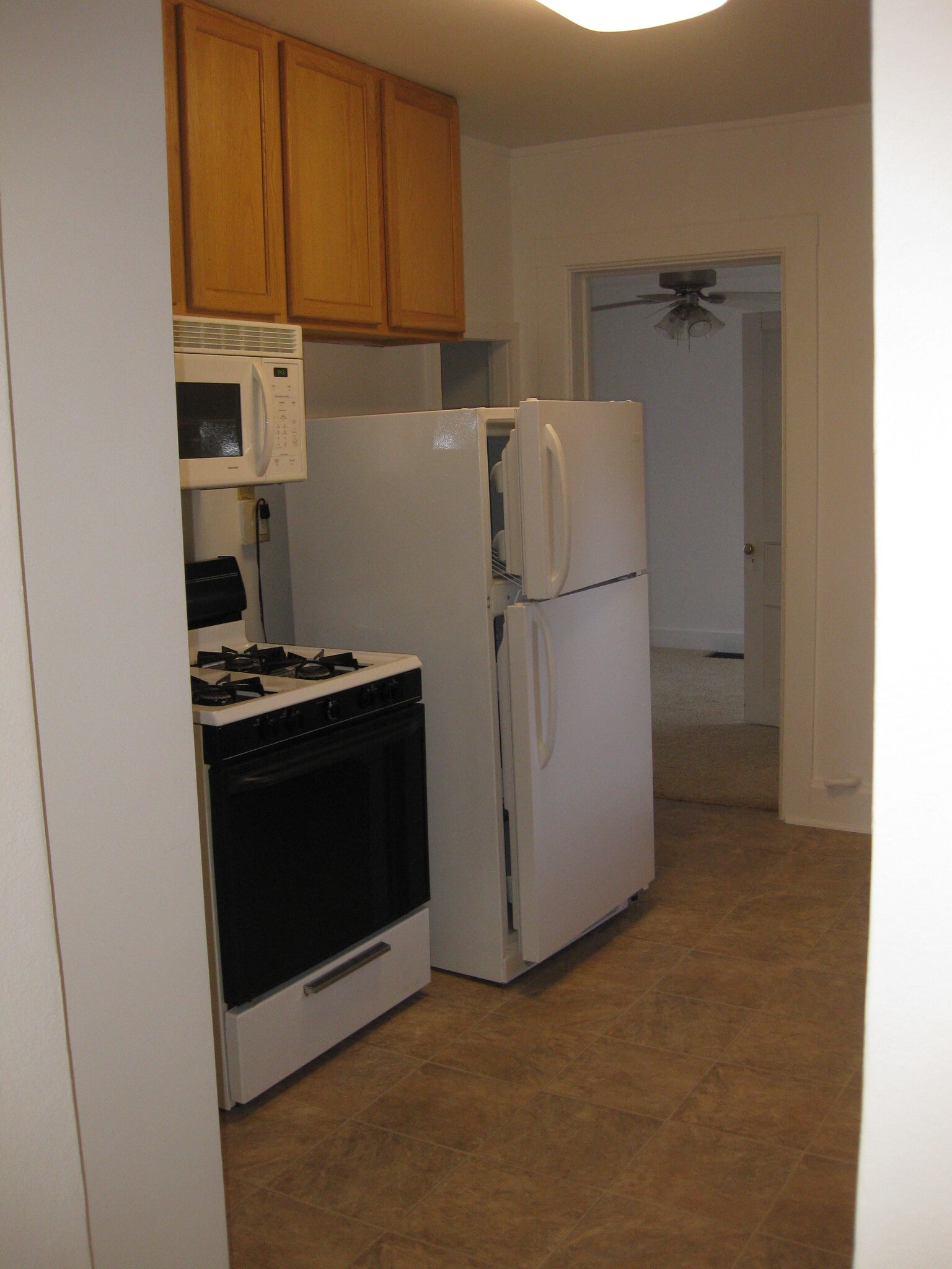 Building Photo - 630 Walnut St