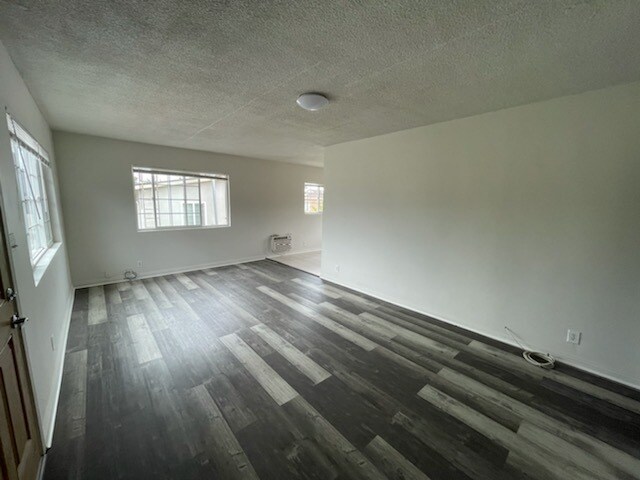 Building Photo - 6923 Ben Ave