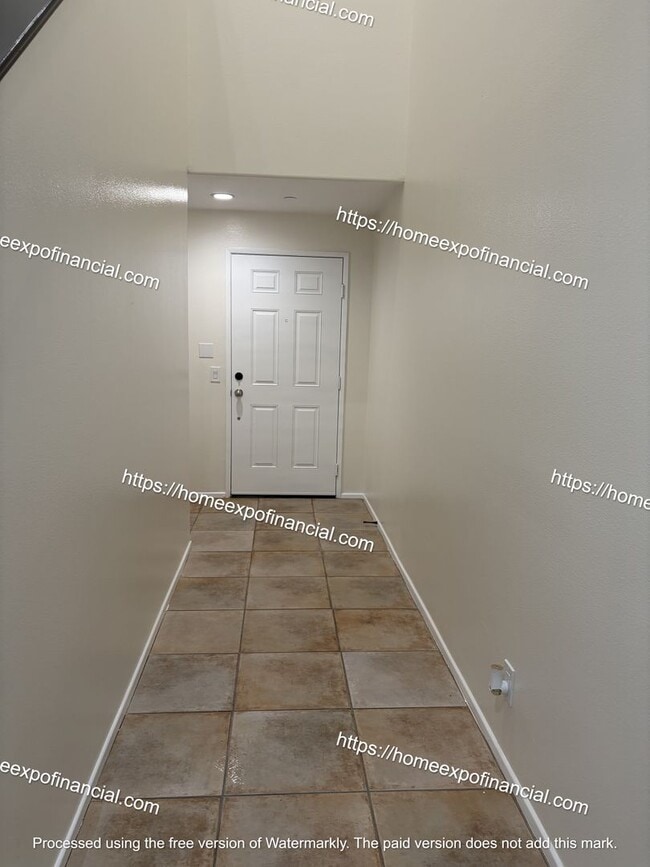 Building Photo - 8157 Garden Gate St