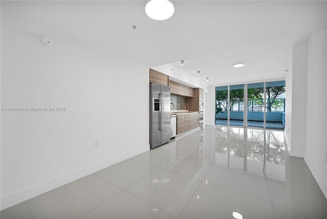 Building Photo - 6620 Indian Creek Dr