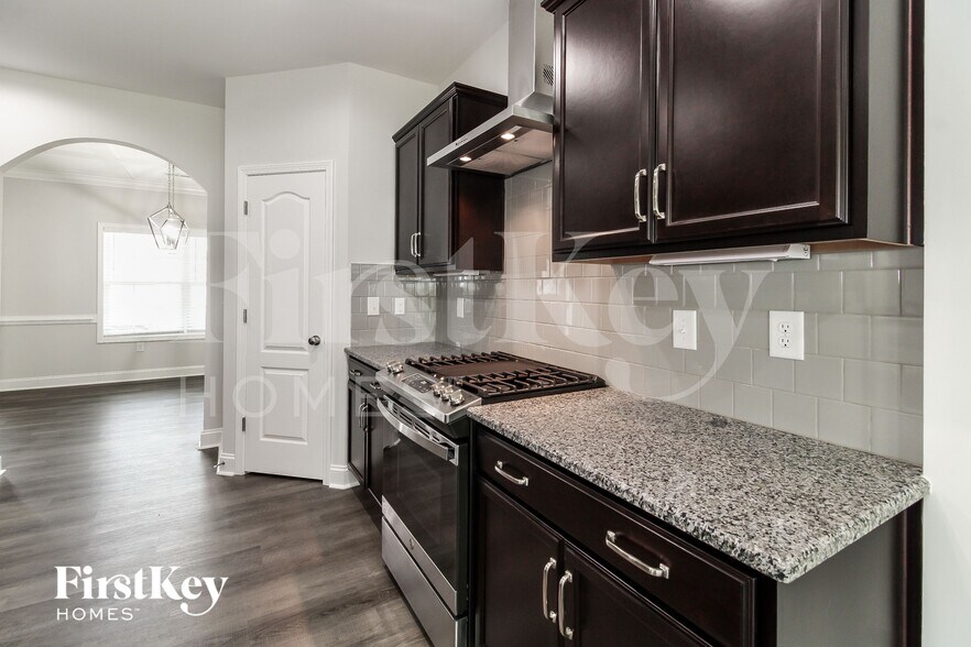 Building Photo - 4641 Skyview Trail