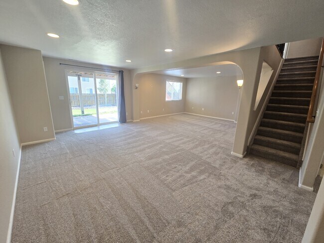 Building Photo - 12237 St Annes Rd