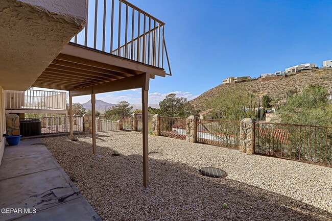 Building Photo - 4717 Excalibur Dr