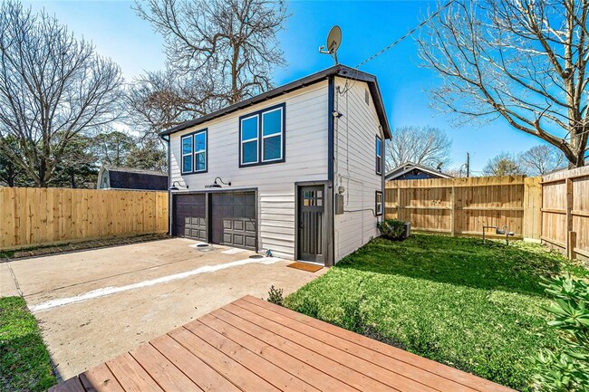Building Photo - 4305 Watson St
