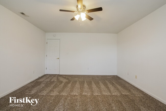 Building Photo - 1038 Rentham Ln