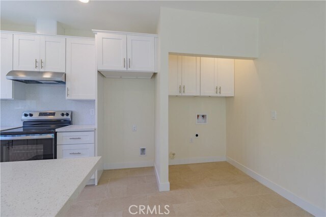 Building Photo - 750 N Bonita Ct