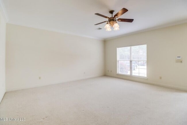 Building Photo - 908 Jefferson Dr