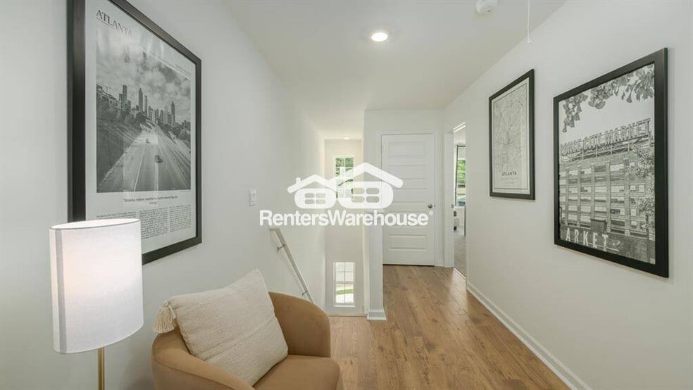 Building Photo - 1392 Grove Park Pl NW