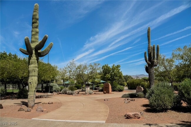 Building Photo - 138 Cam Capri