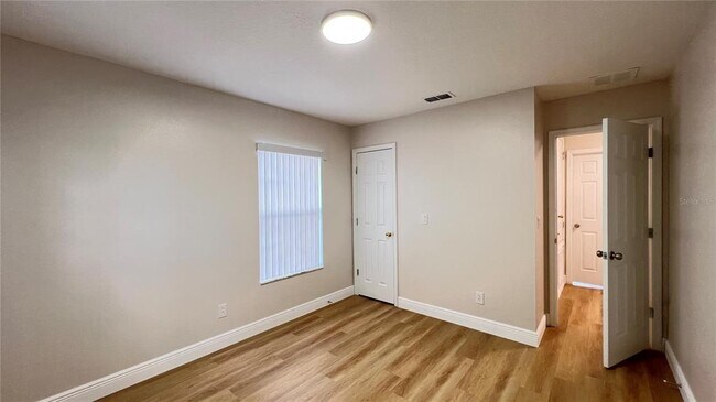 Building Photo - 16834 Sunrise Vista Dr