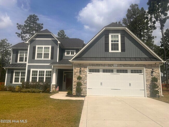 Building Photo - 201 Thistleberry Dr