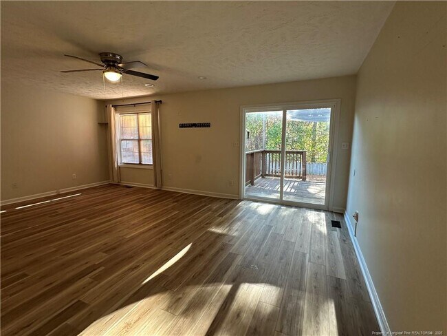 Building Photo - 2564 Lull Water Dr