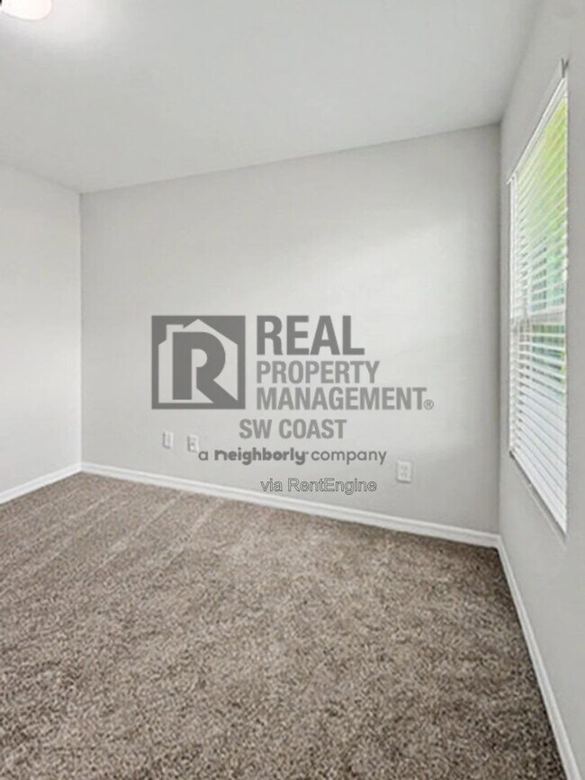 Building Photo - 7317 Mikasa Dr