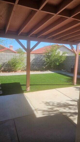 Building Photo - 3557 Skyway Ct