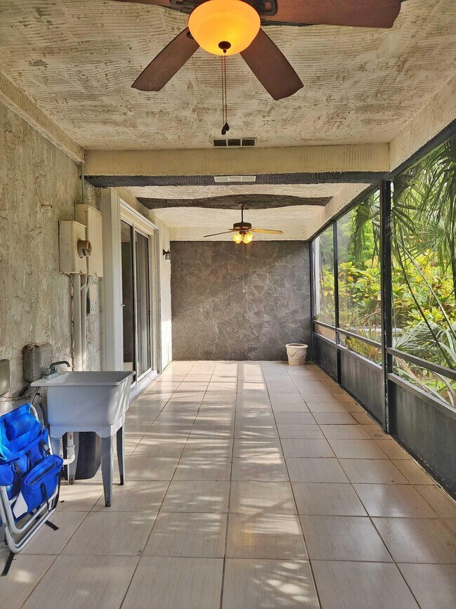 Building Photo - 7705 Forest Green Ln