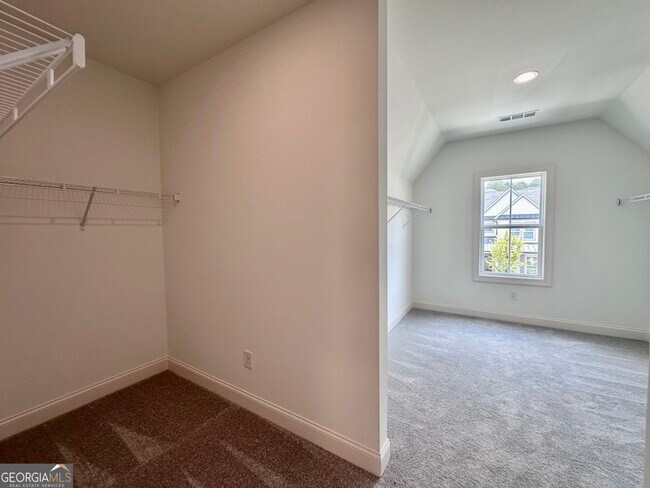 Building Photo - 322 Tillman Pass