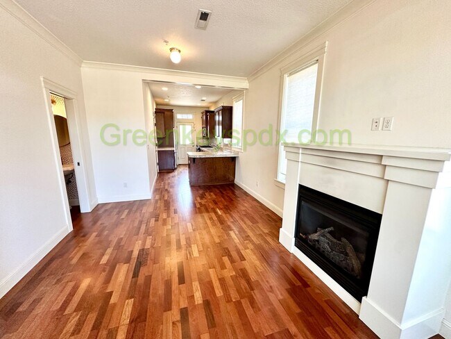 Building Photo - Secure and Beautiful 3-Bedroom 2.5-Bathroo...