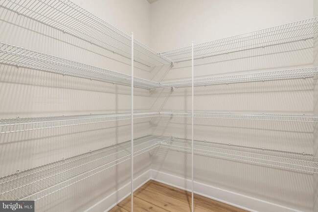 Building Photo - 502 Downswing Rd