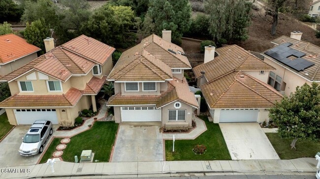 Building Photo - 233 Valero Cir