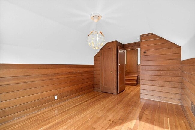 Building Photo - Vintage 3-bdrm/1-bdrm Alameda charmer—Many updates, large yard w/deck & raised beds