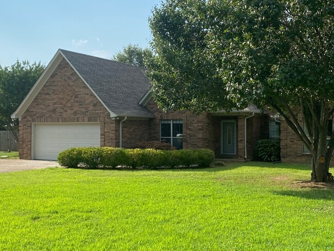 Building Photo - 5260 Stateline Rd W