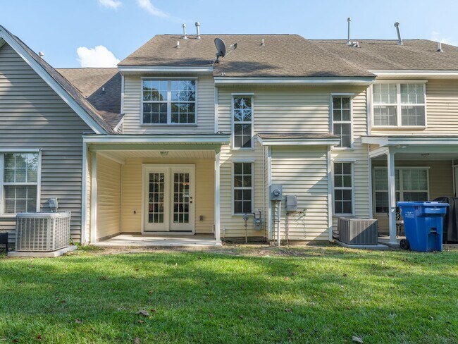Building Photo - Comfort, Convenience, and Community Living...