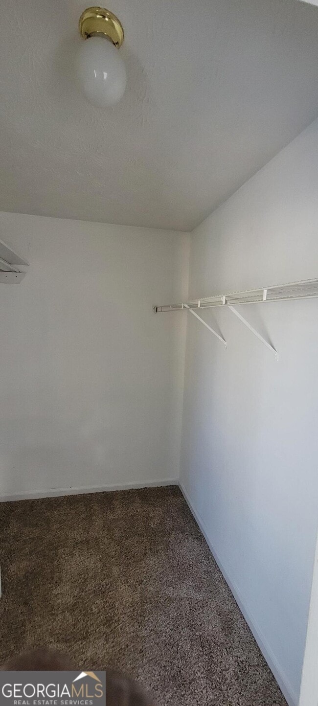 Building Photo - 6390 Alford Cir