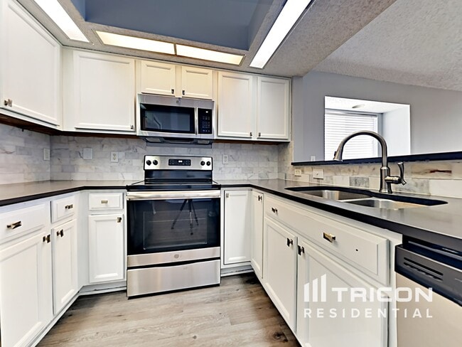 Building Photo - 1149 Creeks Ridge Rd