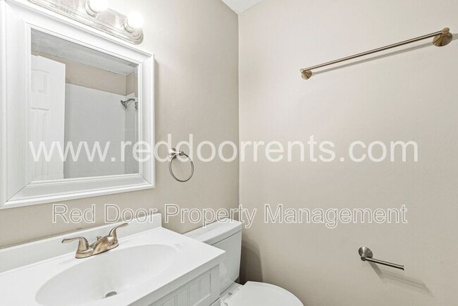 Building Photo - 5904 Beau Jardin Dr