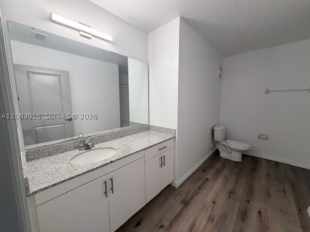 Building Photo - 1501 Hawk Trce Lp