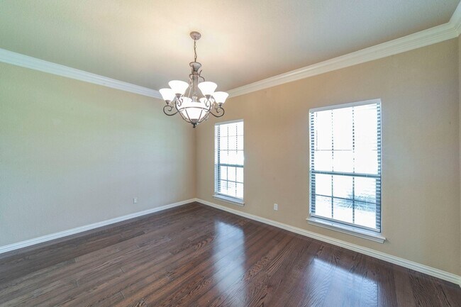 Building Photo - 190 Deer Creek Dr